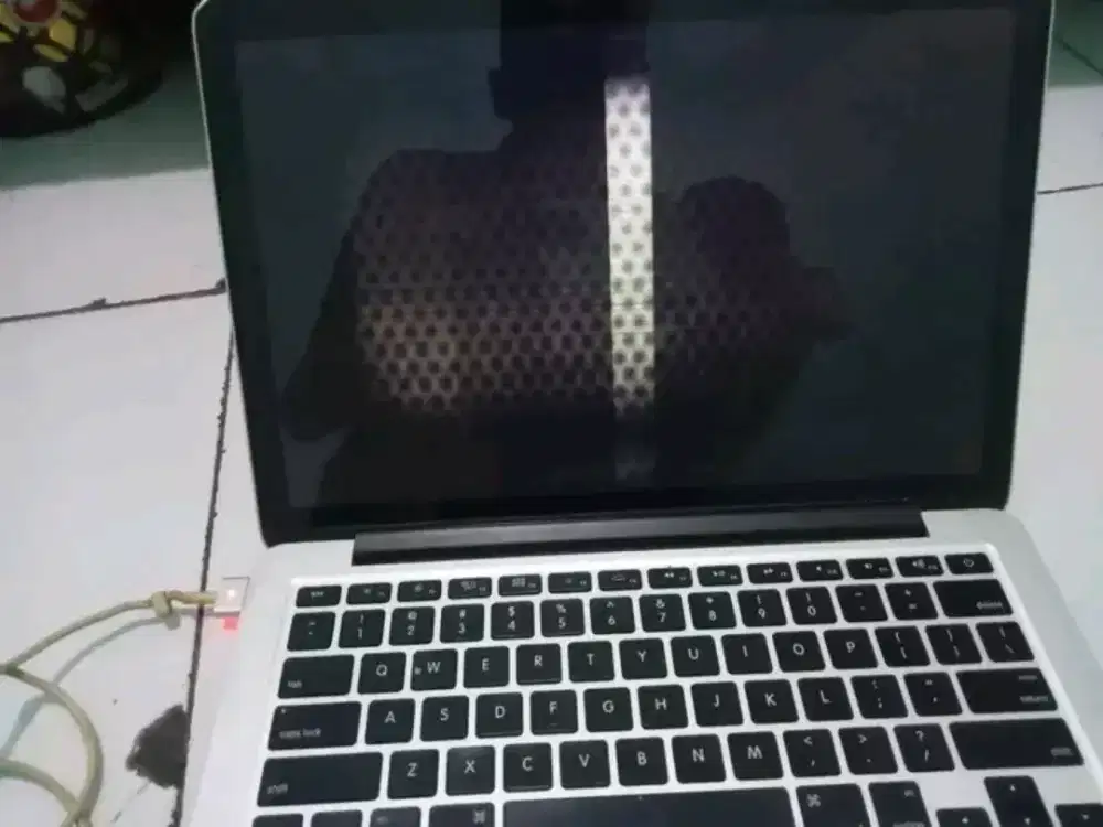 Macbook Pro A1502 retina minus lcd
