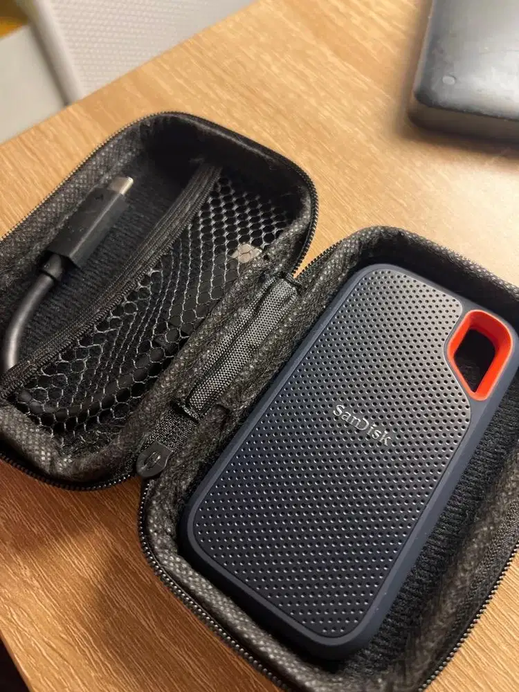 Sandisk Extreme Portable SSD E61 1TB 1050MBs