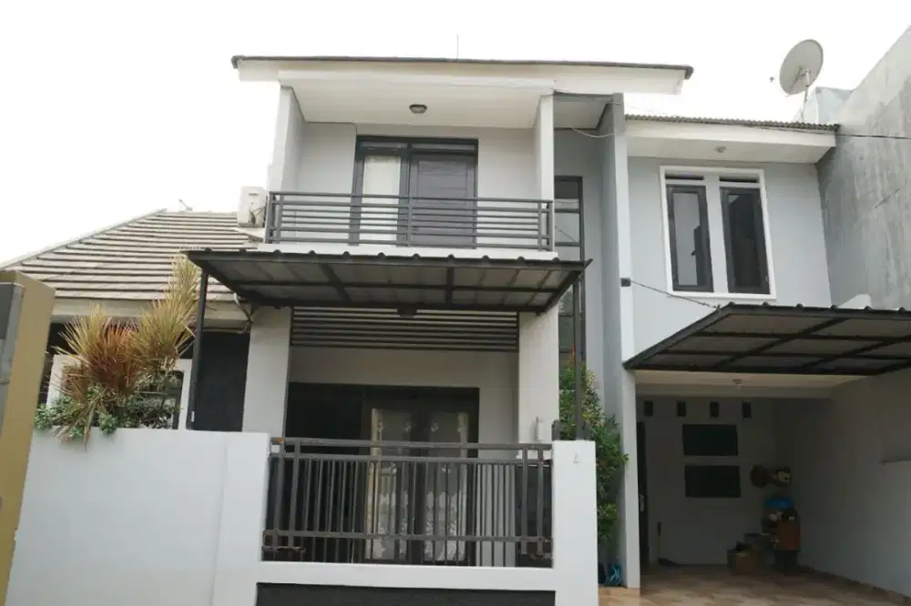 Di jual rumah 2 lantai dalam cluster di Jatiwaringin