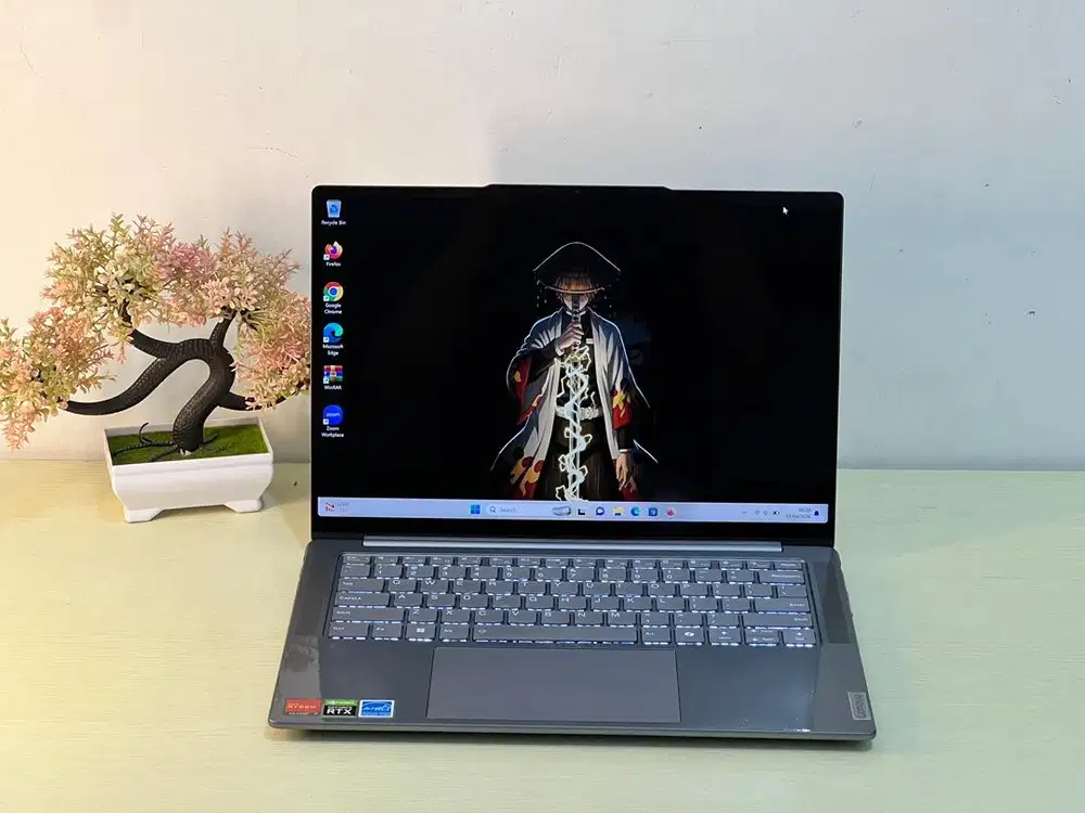 Lenovo Yoga Pro 7 Ryzen AI 7-8845HS RTX 3050 6 GB 16/1TB Garansi Resmi