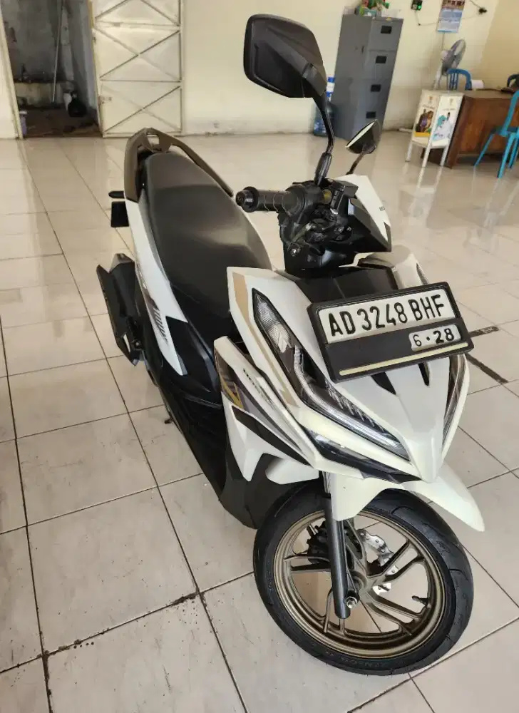 VARIO 125 KEYLESS TAHUN 2023