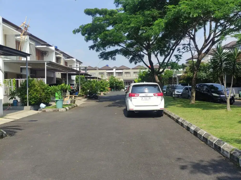 RUMAH minimalis SIAP HUNI CHERRY FIELD BANDUNG - Carport 2 Mobil, Lingkungan Elit & Nyaman!