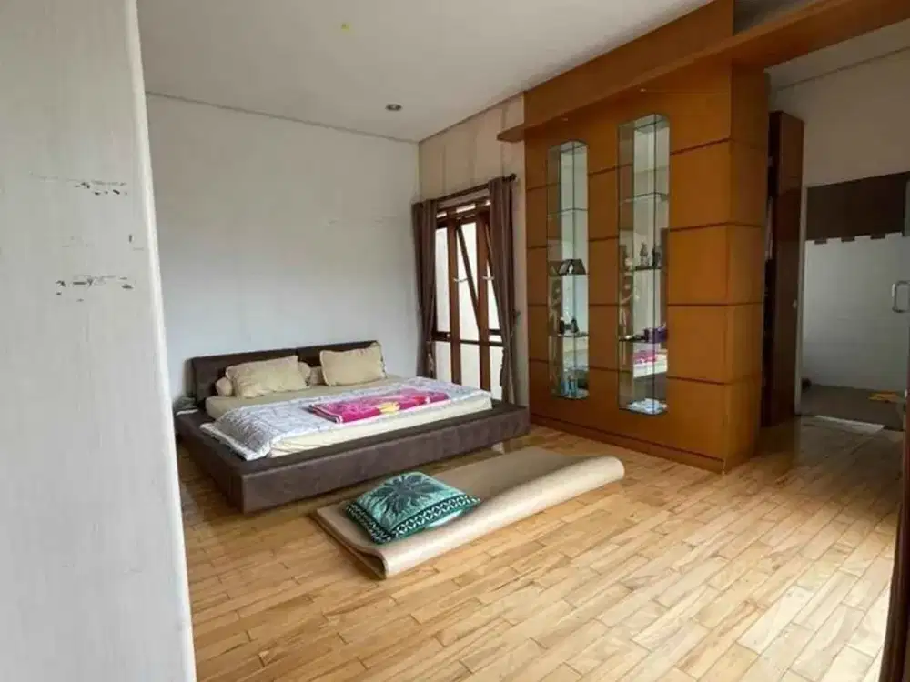 Rumah Lux Desain Modern di Lokasi Favorit Setrasari Sukahaji, Bandung Utara.