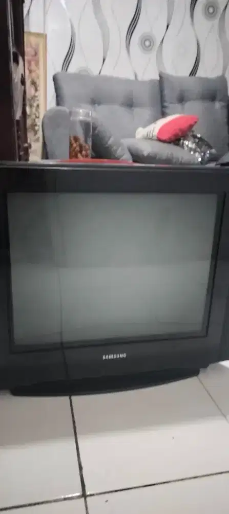 TV TABUNG SAMSUNG 22 inch