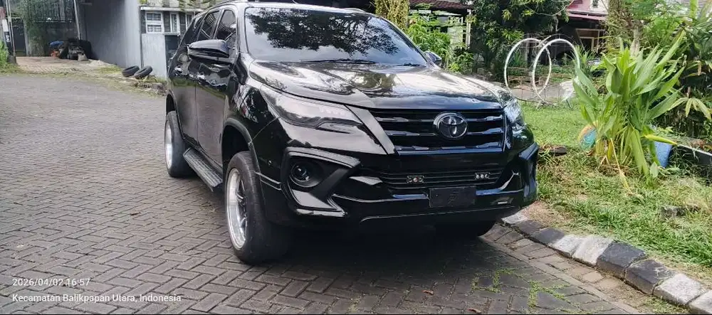 Fortuner 2.4 VRZ TRDs Matic Solar 4X2