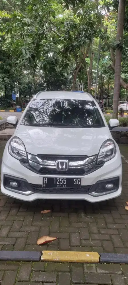 Dijual Honda Mobilio RS Manual