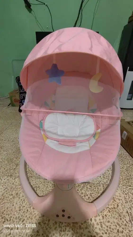 Dijual ayunan bayi (bouncer)