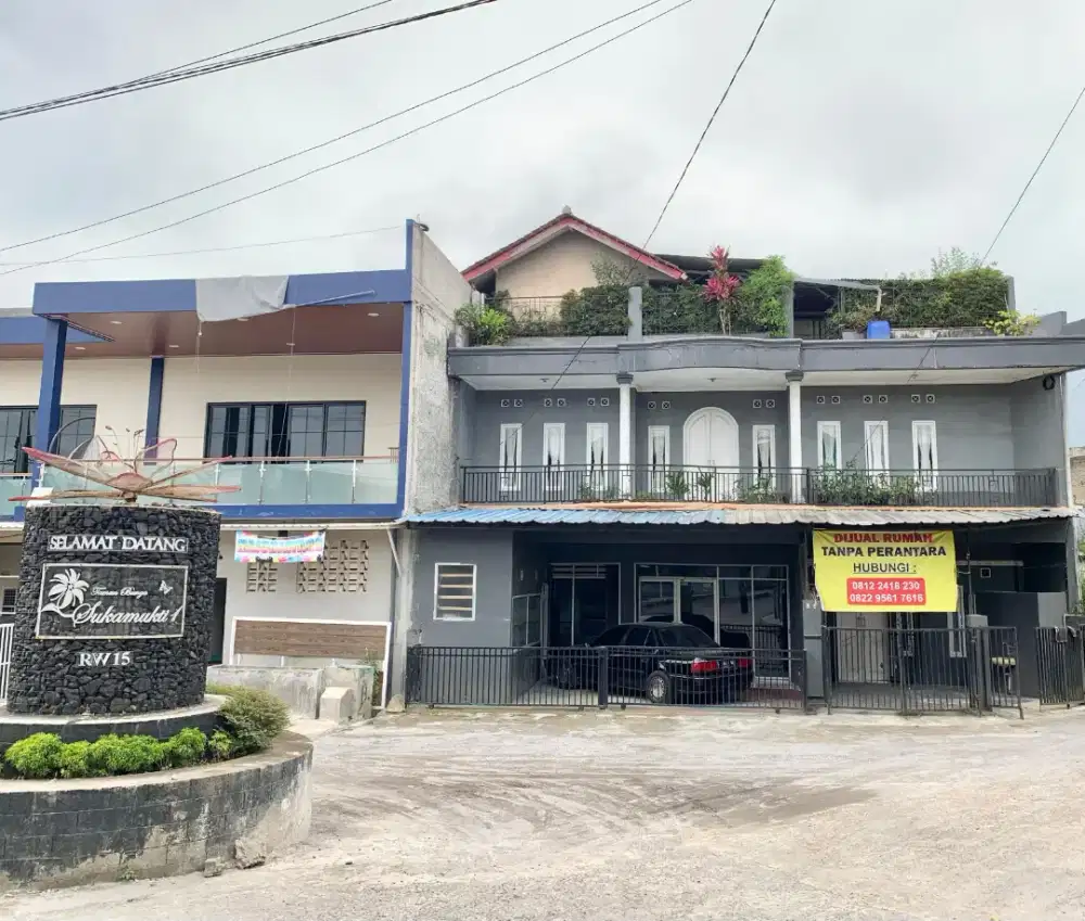 Dijual cepat rumah tinggal bisa dijadikan tempat usaha. strategis.