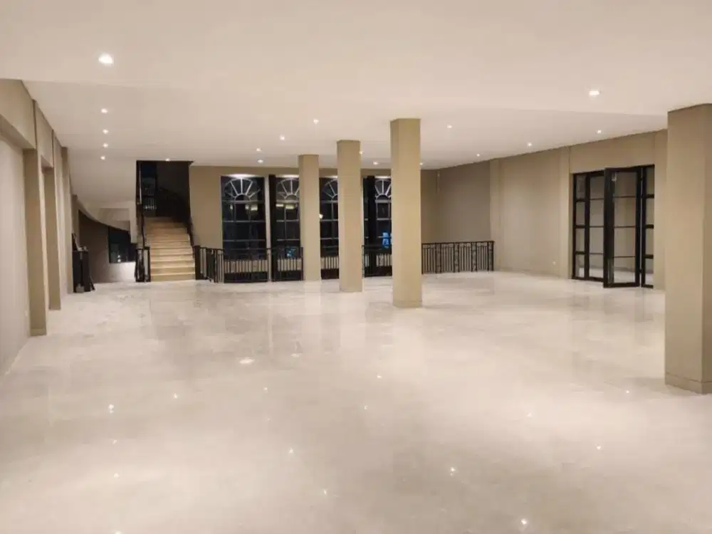 [UNIT LANGKA] GEDUNG BARU 100% 3 LANTAI DI MAINROAD DAGO – KAWASAN PALING PRESTIGIUS DI BANDUNG!