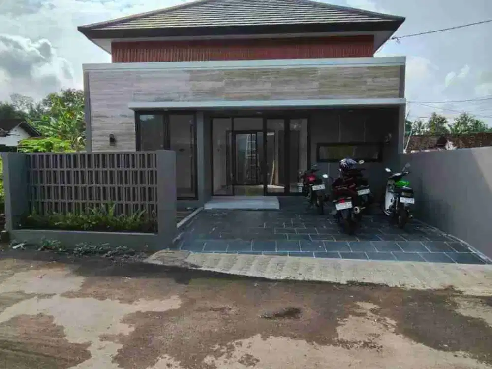 RUMAH BARU CANTIK MODERN KEKINIAN DI CATURHARJO SLEMAN DEKAT IBARBO PARK