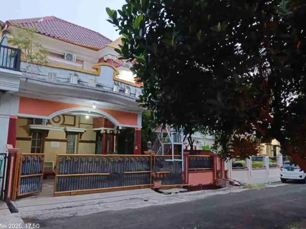 RUMAH MEWAH DI ROYAL RESIDENCE PULOGEBANG