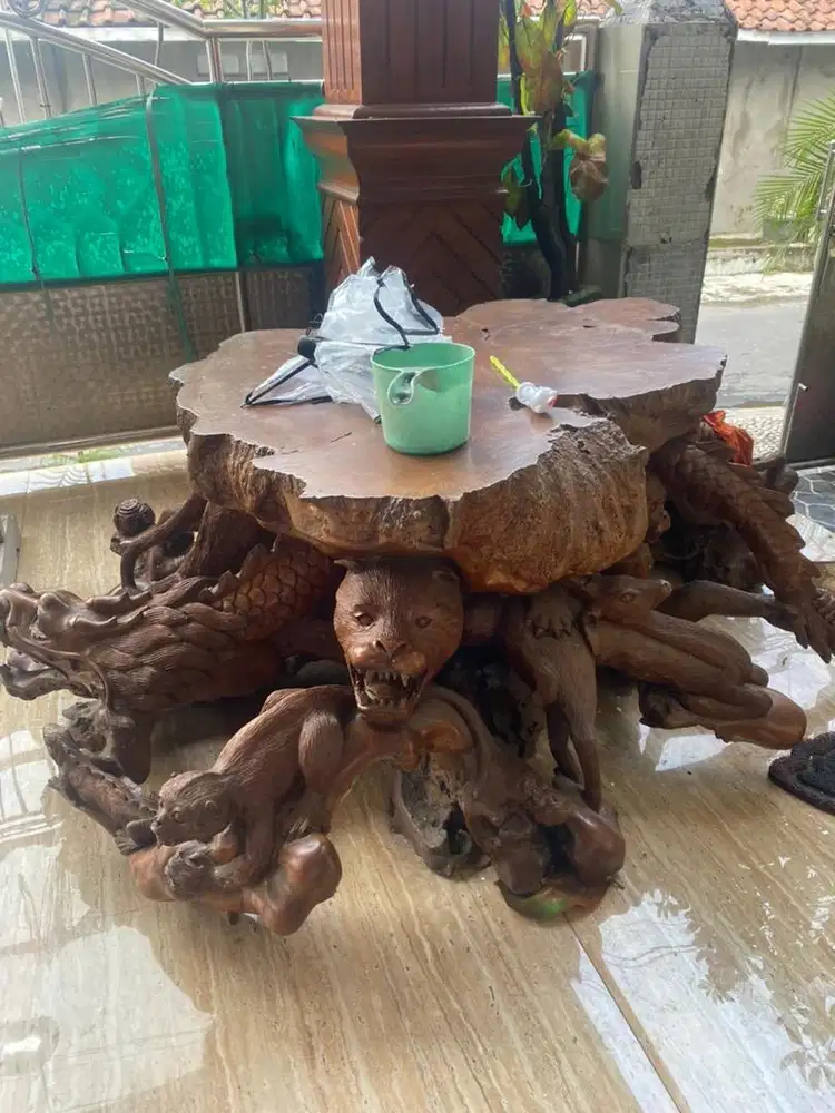 Meja Gembol Ukiran Hewan