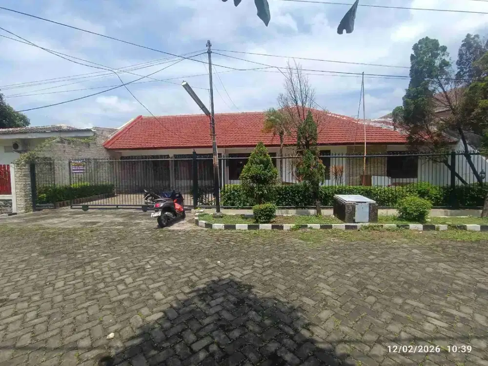 DIJUAL Rumah Siap Pakai Taman Prapen Indah Surabaya
