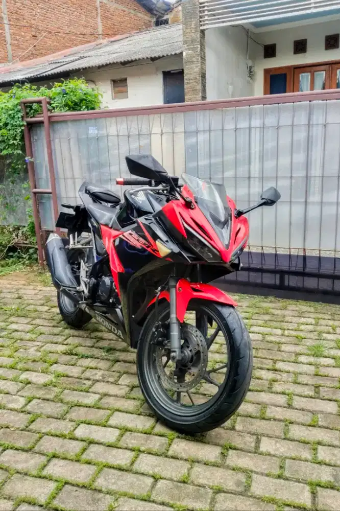 Honda CBR150R Facelift 2017