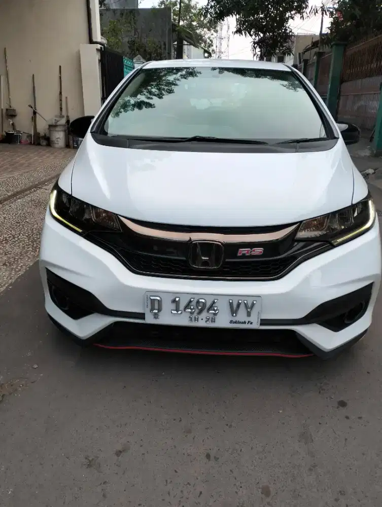 Honda Jazz RS metik th 2015