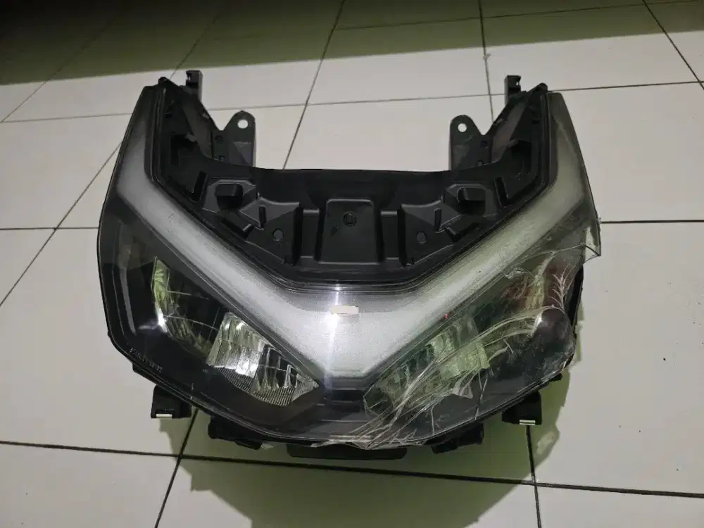 Lampu pcx 160 gen 2 dan tameng knlpot  nf