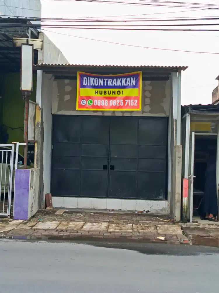 Disewakan Ruko Strategis 27m²