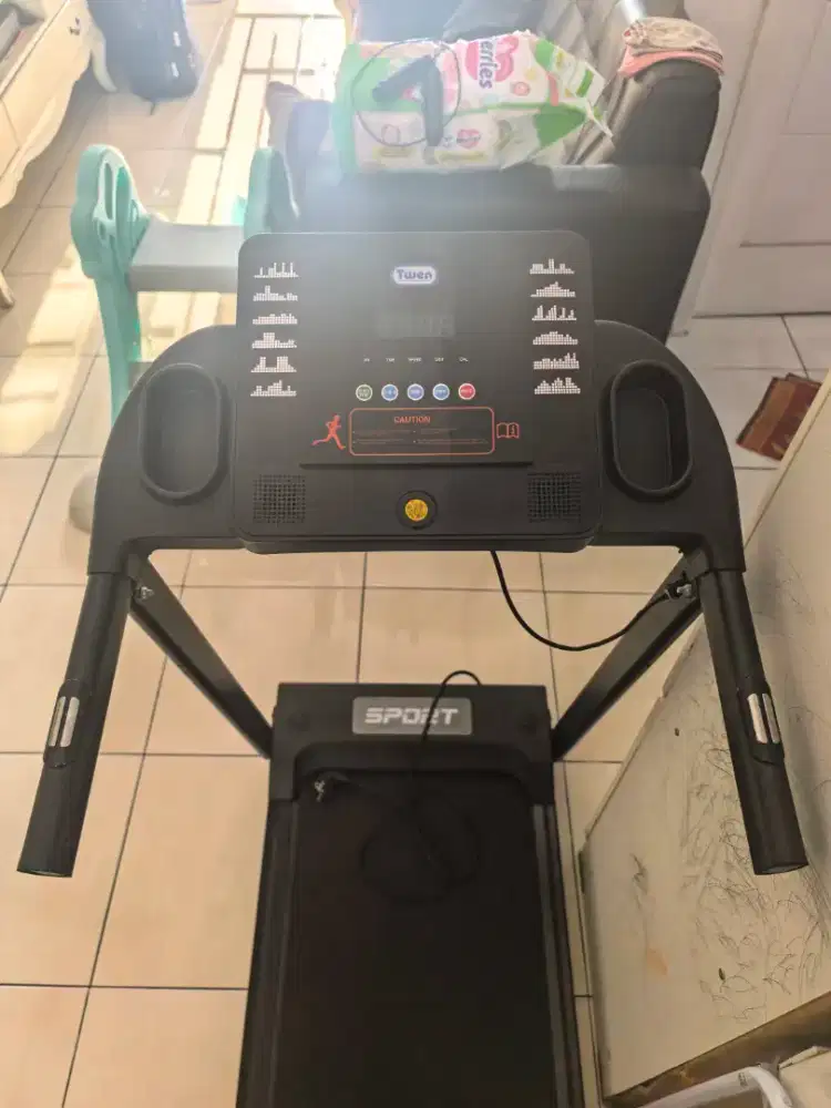 Treadmill Twen T200 New