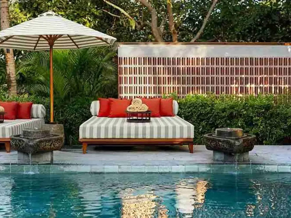 7 BEDROOMS IN PERERENAN FREEHOLD FOR SALE