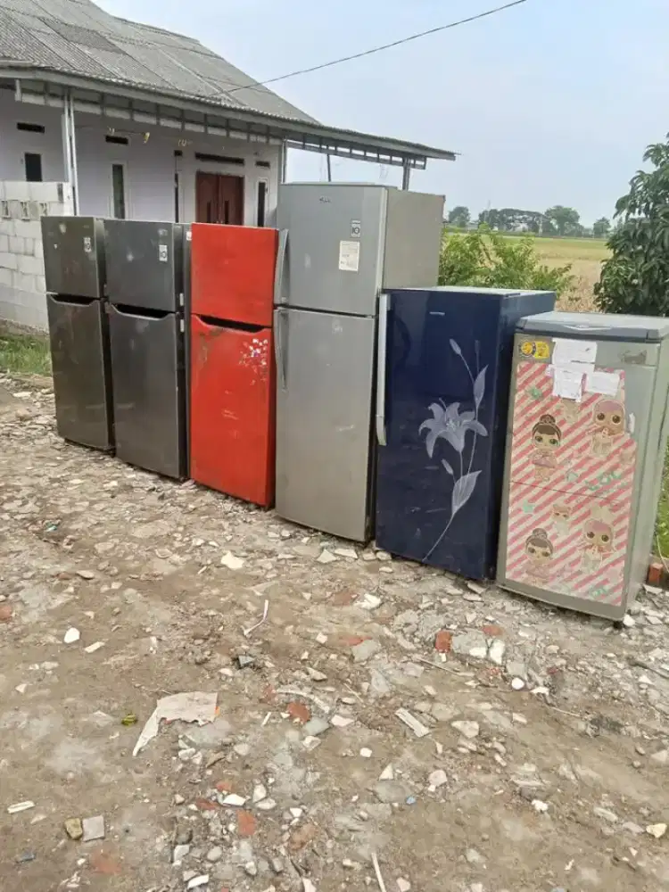 Service ac ,m cuci dan kulkas