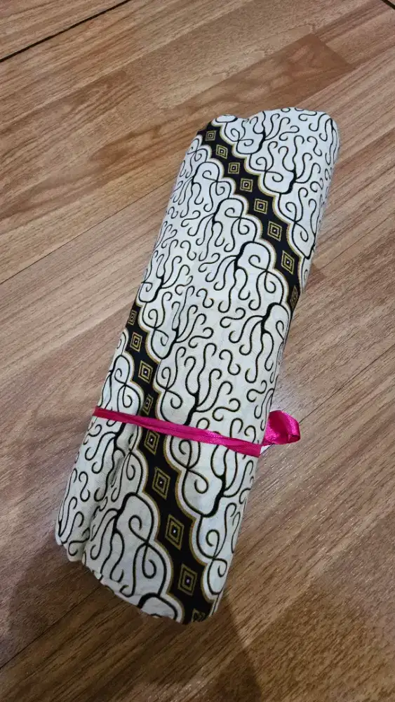 Dijual kain batik jarik 2 m kondisi baru