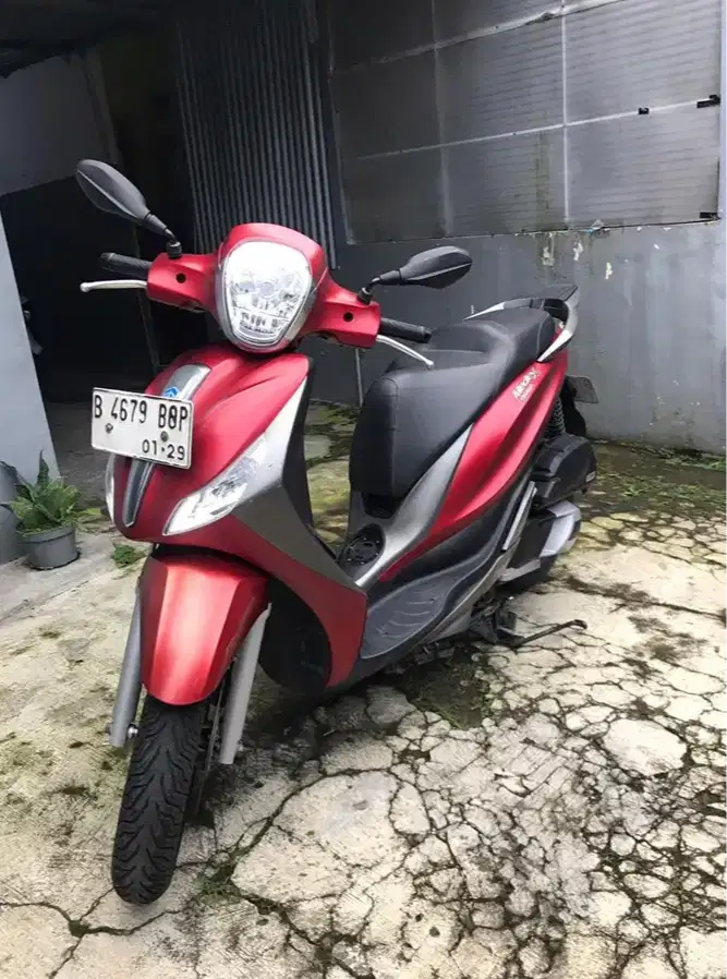 Piaggio Medley 155 i-get abs 2017 (vespa) /lexi/sh/pcx/nmax