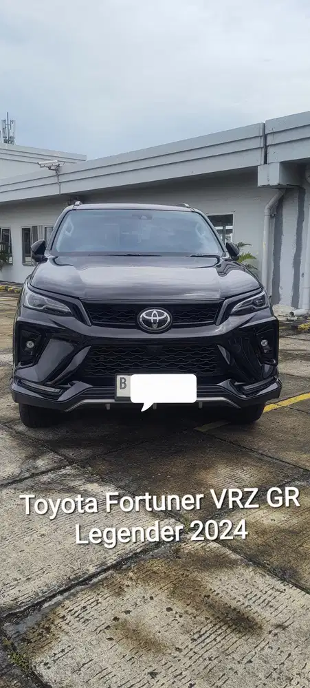 Toyota Fortuner 2.8 GR Legender TSS 4x2 AT nik 2024