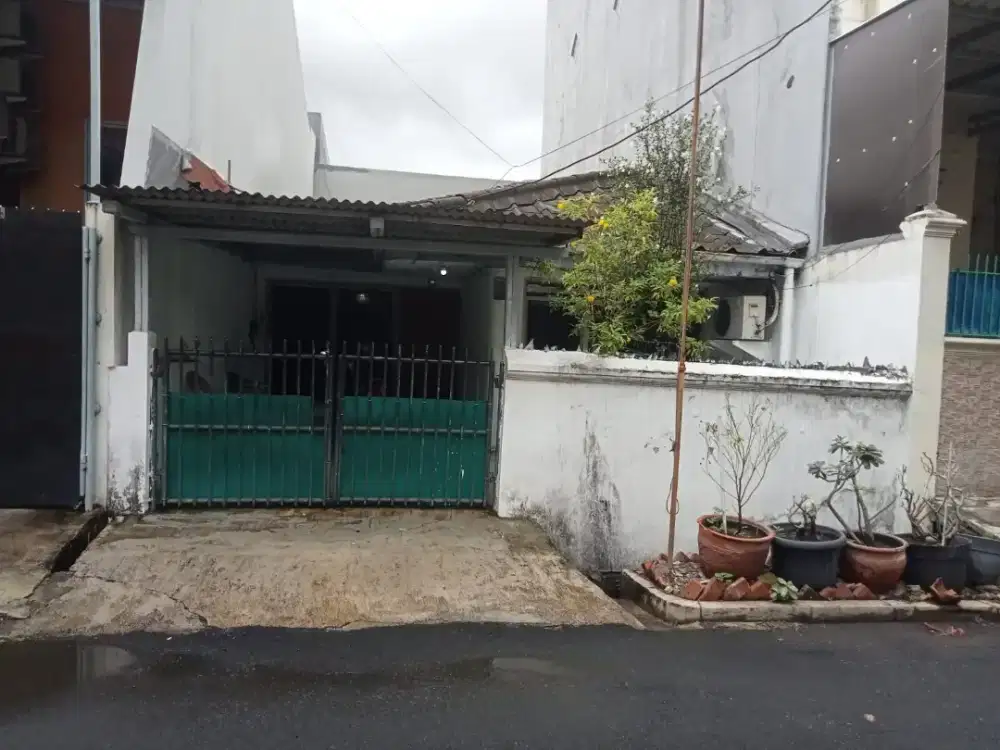 Dijual rumah muara karang. Hadap utara...