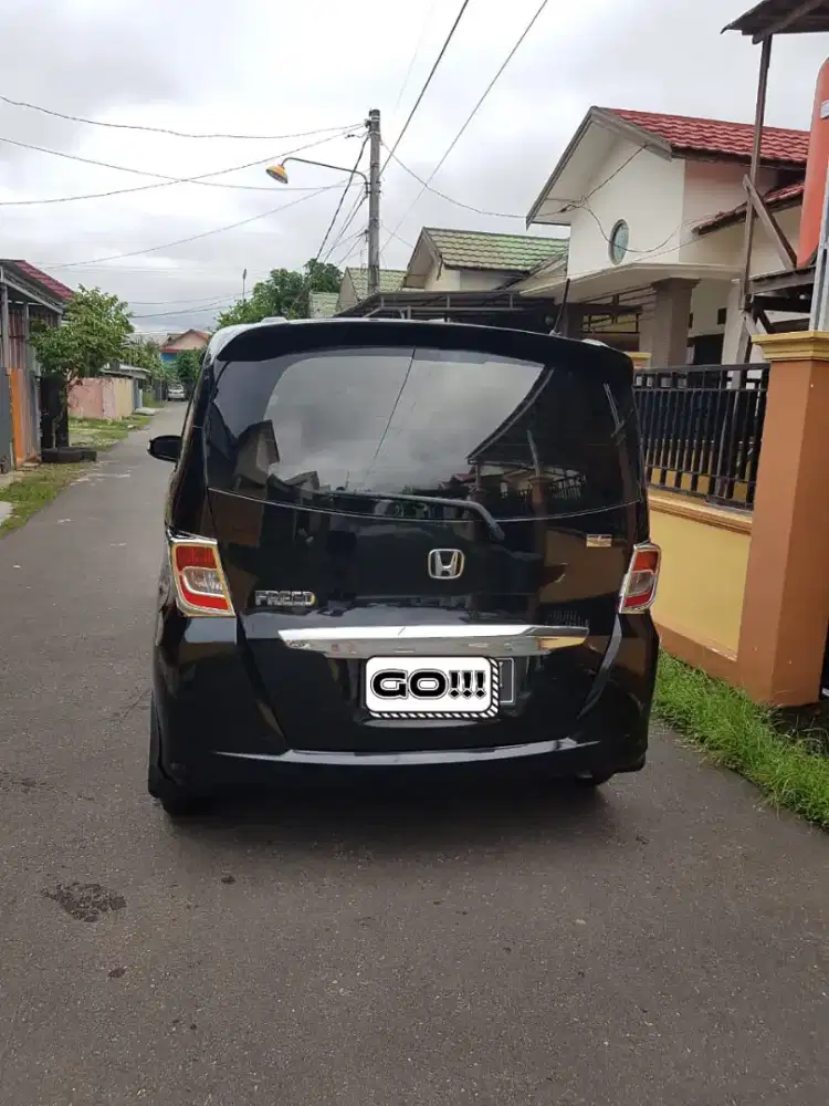 Freed tipe E/AT 2013 PSD AC double