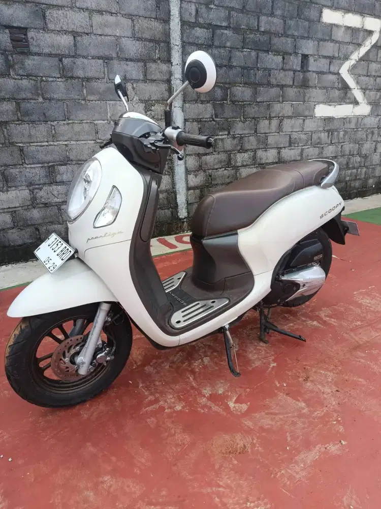 HONDA SCOOPY 2024 PUTIH PRESTIGE chf50 SKUTER MATIC SEMARANG