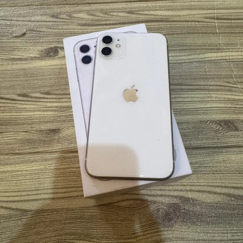 Iphone 11 64gb Ex inter all operator bisa COD dan TT