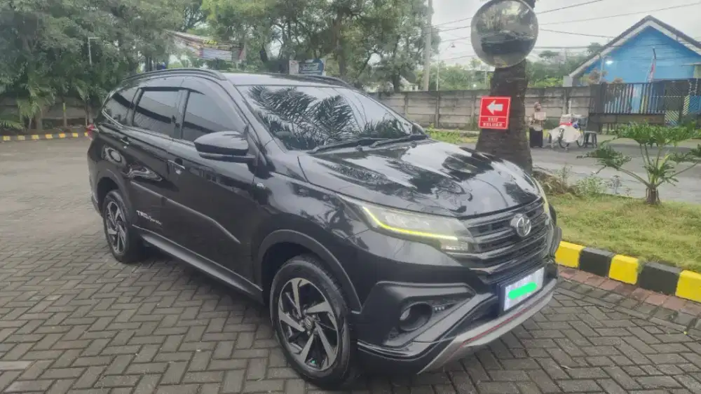 Toyota Rush 2018 Bensin