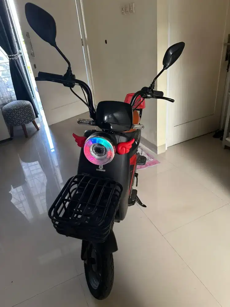 Sepeda listrik u-winfly