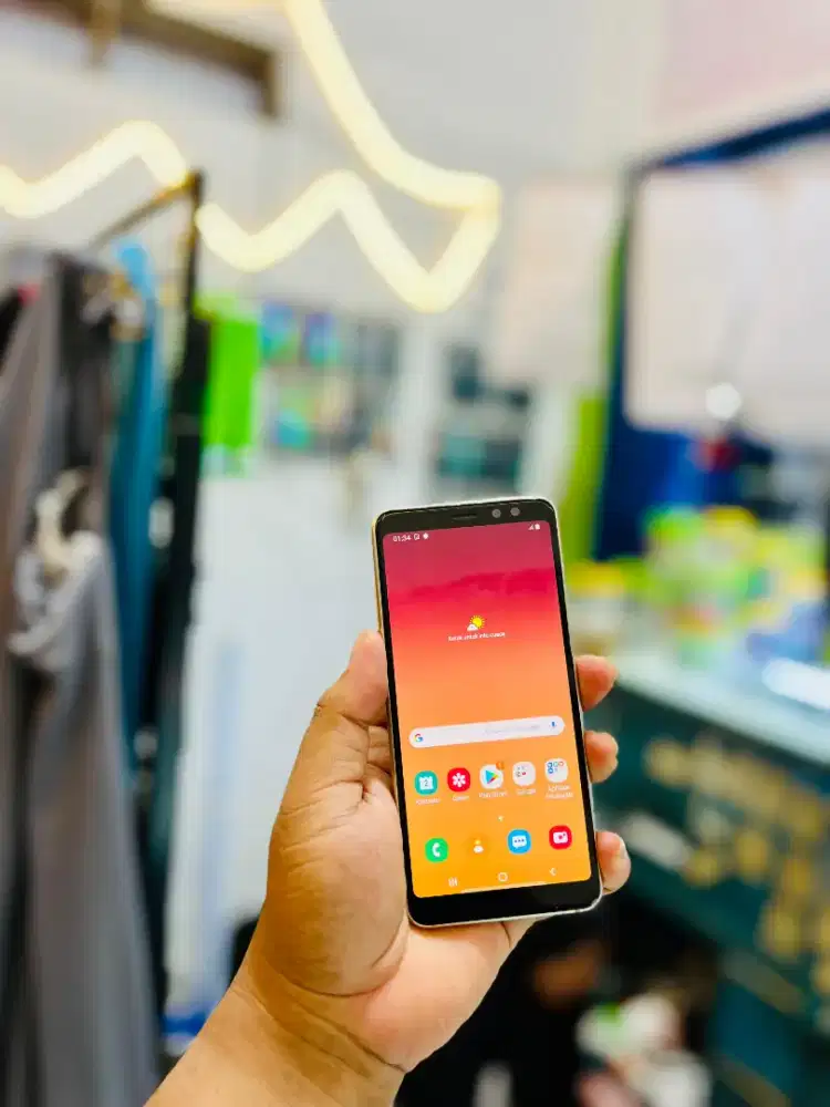 Samsung A8 4/32 Hp casan