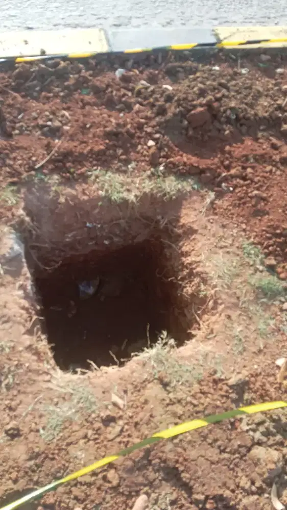 Tukang gali dan tukang serabutan