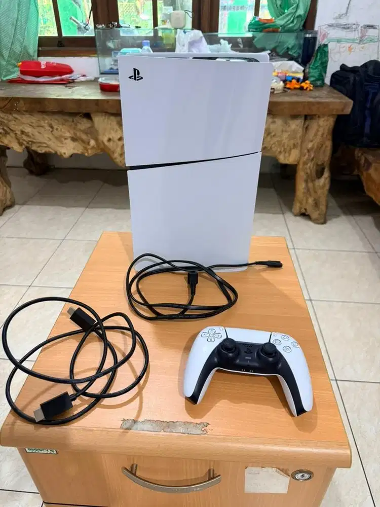 Dijual PS 5 Slim DISC Version 1 TB
