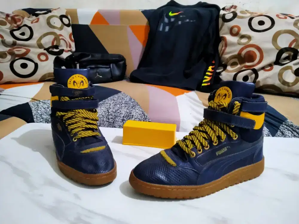 Sepatu Casual Puma David Howard keren
