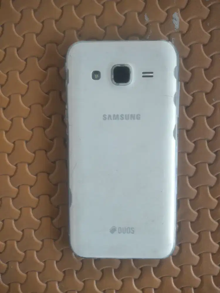 Samsung J2  .no minus
