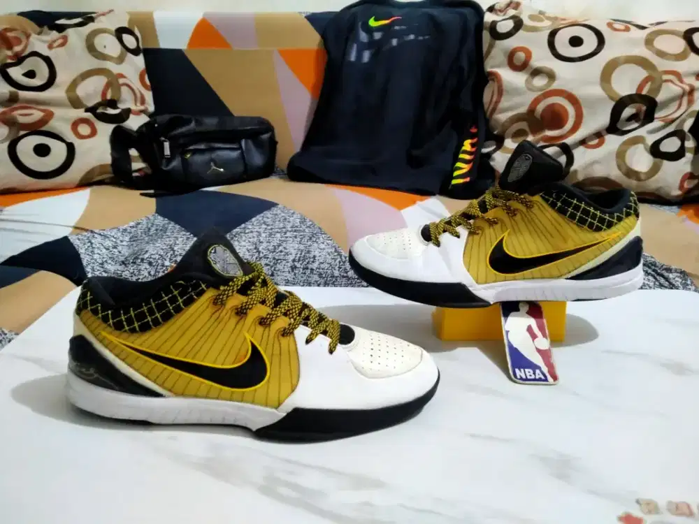 Sepatu Basket Nike Kobe IV Protro Del Sol