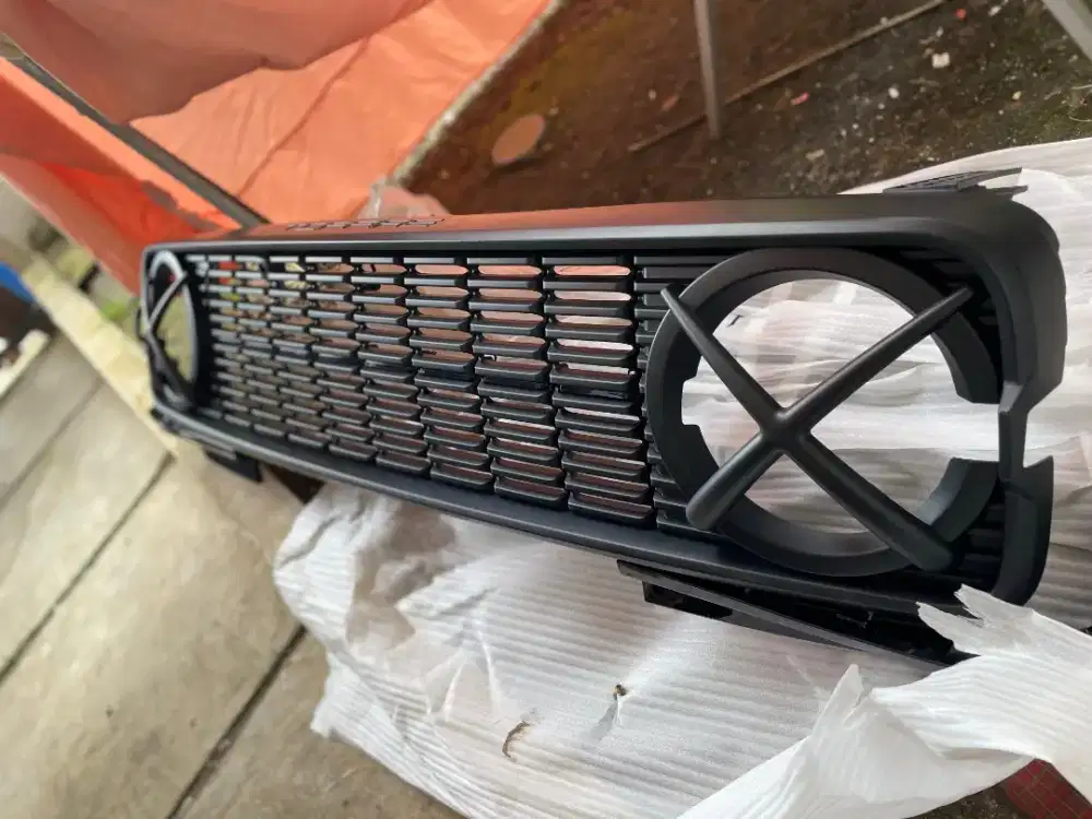 Grill Tank 300with LED Top Fire