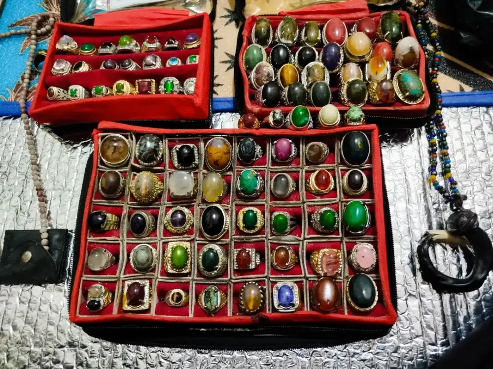 Batu Akik & Batu Permata