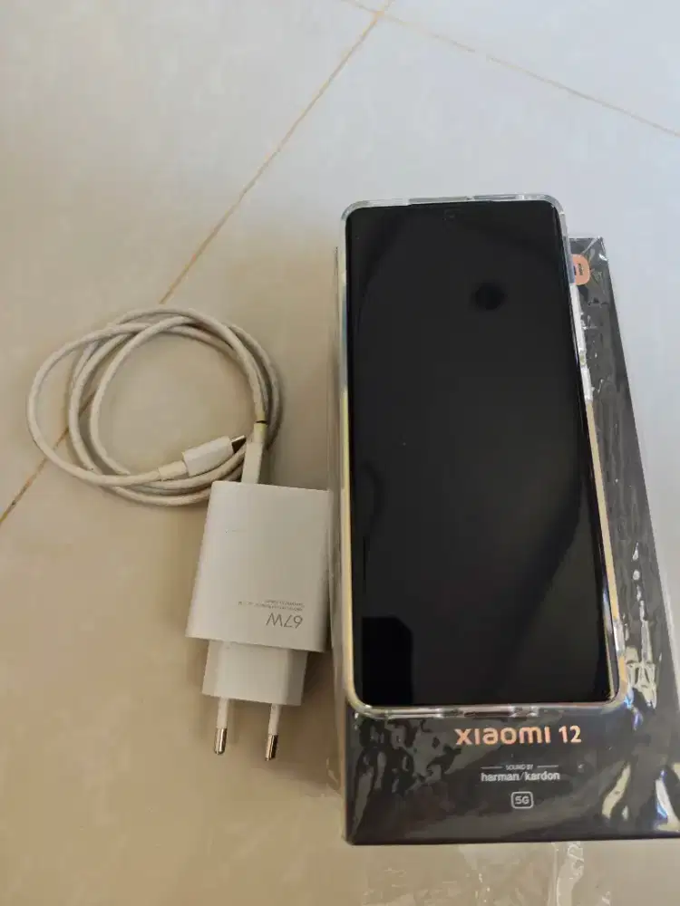 Xiaomi 12 Second Good Condition