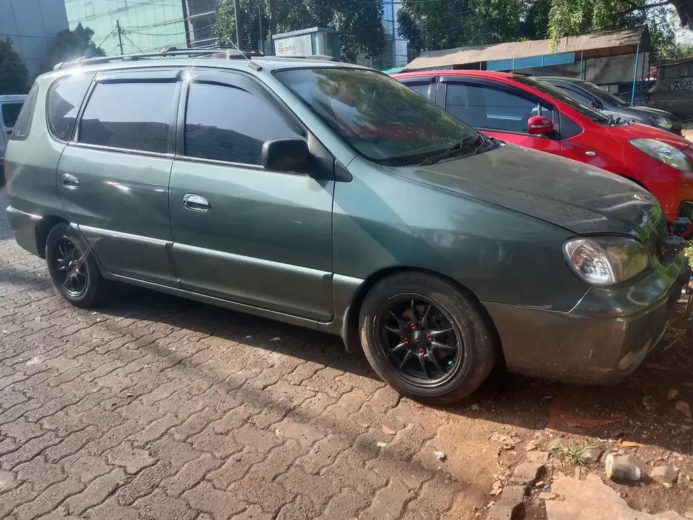Kia Carens I 2001 Bensin