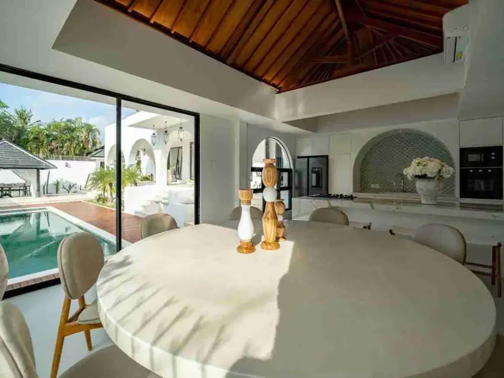 villa cantik dan mewah di Berawa canggu