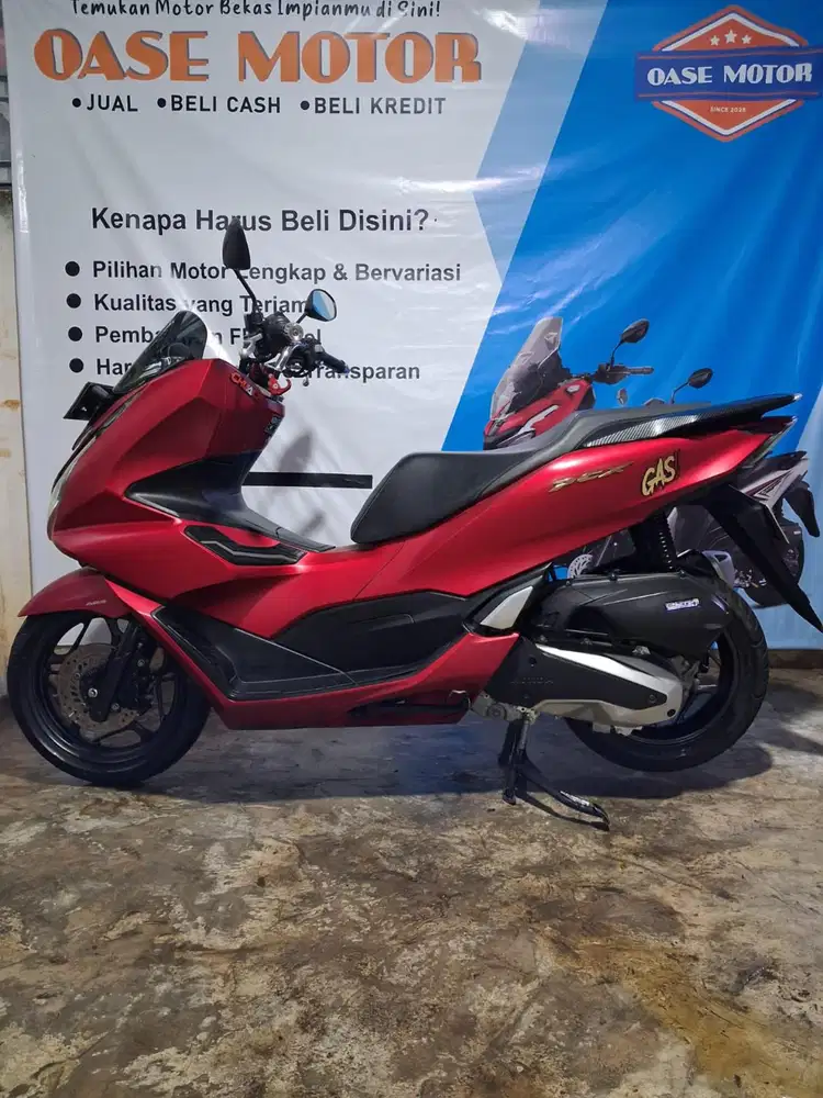 (B) Honda PCX 160 ABS ISS Tahun 2022