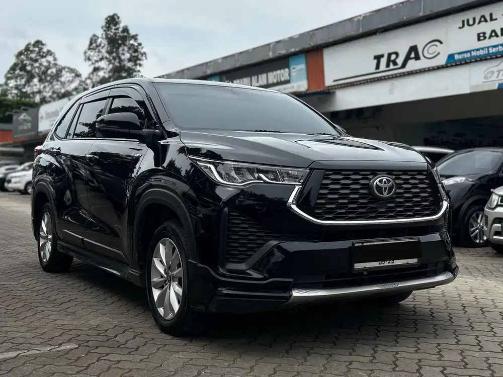 ISTIMEWA!! TOYOTA ZENIX HYBRID 2.0 V MODELLISTA AT MATIC 2023 HITAM