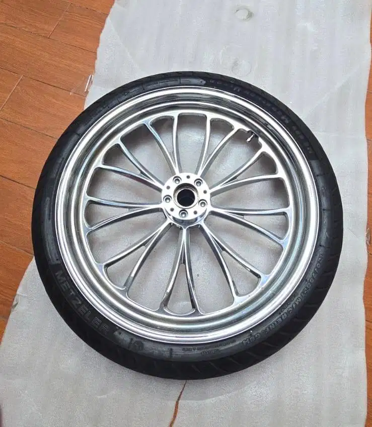 Velg Ban Moge Manhattan Harley Davidson R21 Dyna Softail Touring