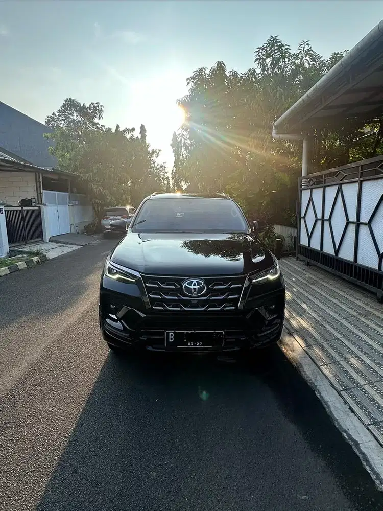 Dijual Toyota Fortuner GR sport 2.8 Diesel Low Tahun 2022
