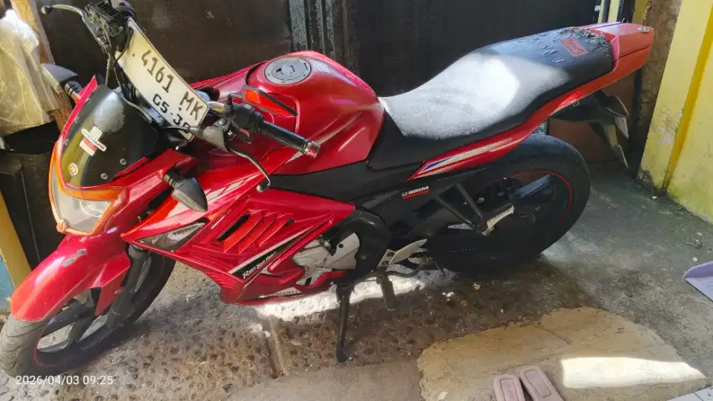 VIXION 2014 BONUS BODY FIRING KM UNDER 65.000