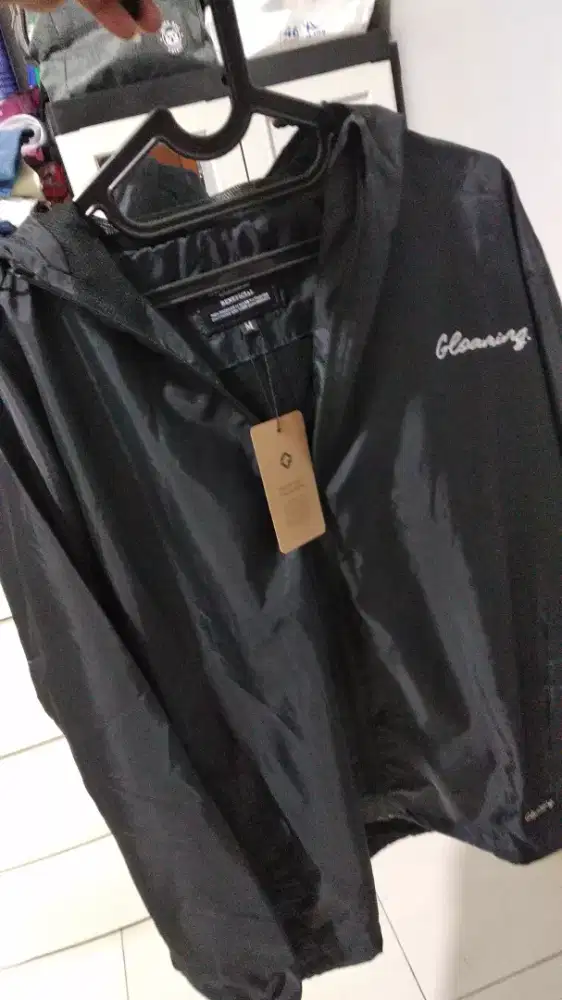 Jaket Gloaming kondisi baru size M to L